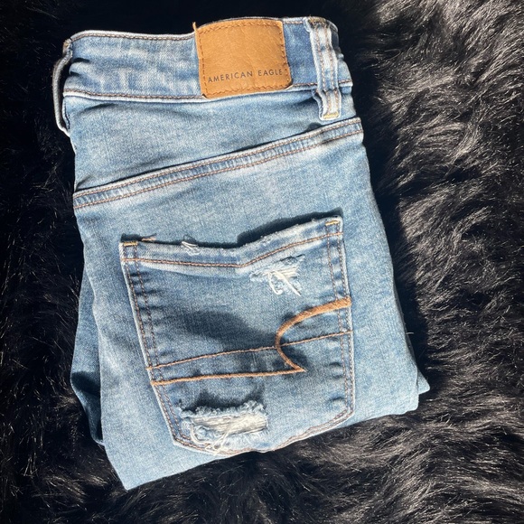 American Eagle Outfitters Denim - American Eagle Highest-Rise Jegging